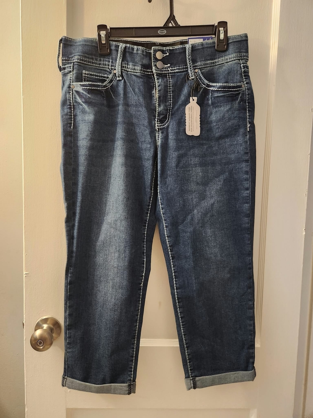 Apt. 9 Dark Blue Cropped Jeans